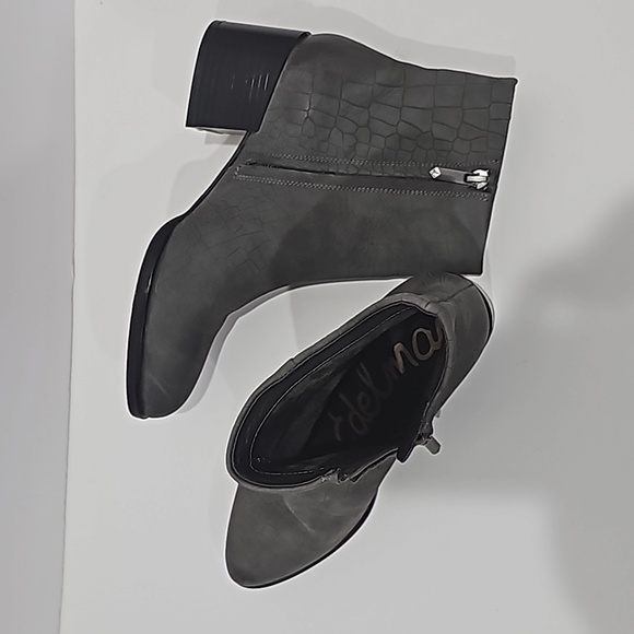 Sam Edelman Grey-Blue Snake Booties Size 6.5 - Picture 9 of 11